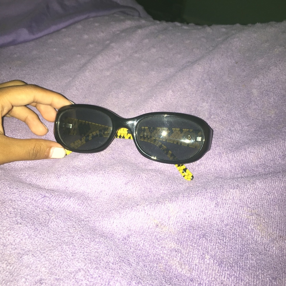 Black Sydney Love Sunglasses